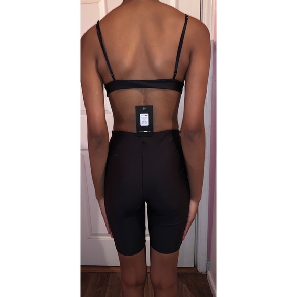 Two piece set - Picture 3 of 3